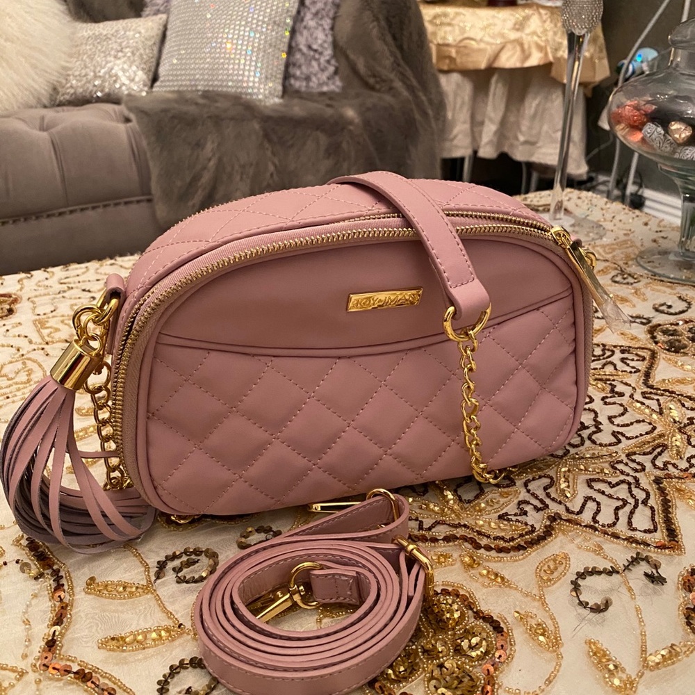 NWOT Joy & Iman Diamond quilted leather crossbody